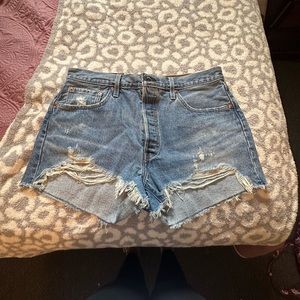 501 Levi denim jean shorts. Size 33. Never been worn and still has tags.